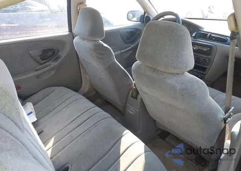 1998 Chevrolet Malibu z USA, uszkodzony, nr VIN 1G1ND52M3W6221579